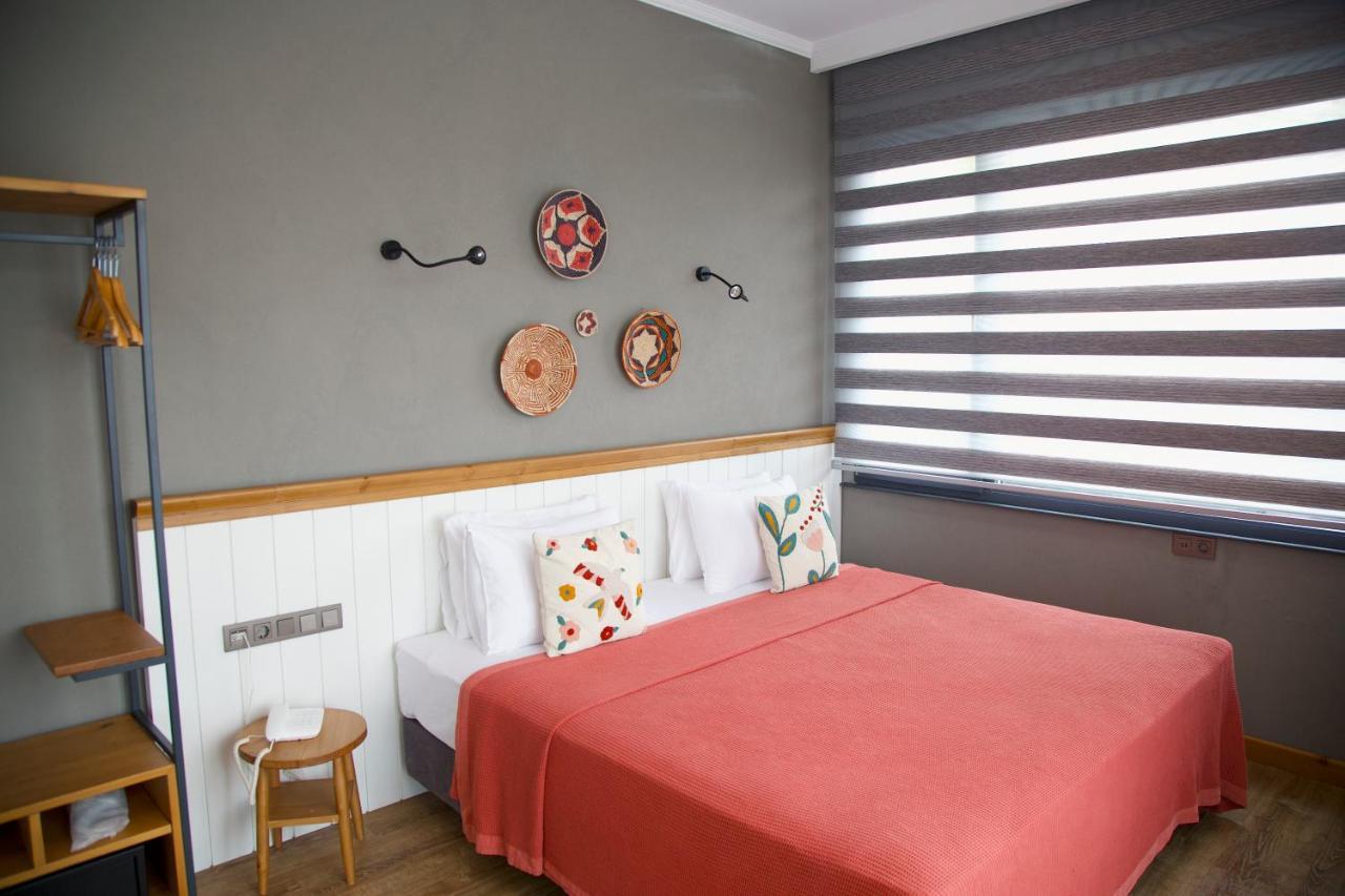 Istanbul Old City Colorful Houses Balat Petrion Hotel Екстер'єр фото