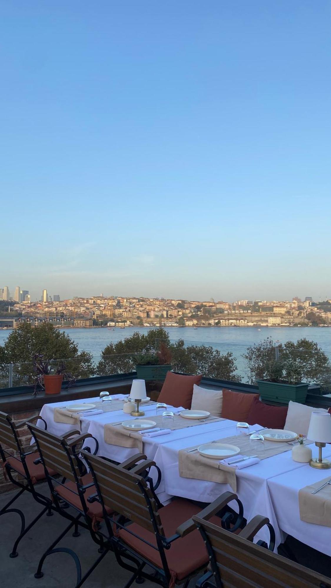 Istanbul Old City Colorful Houses Balat Petrion Hotel Екстер'єр фото