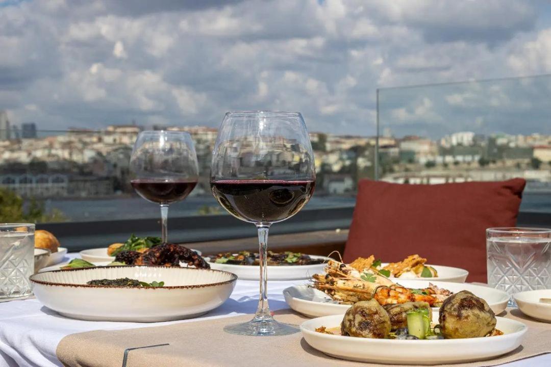 Istanbul Old City Colorful Houses Balat Petrion Hotel Екстер'єр фото